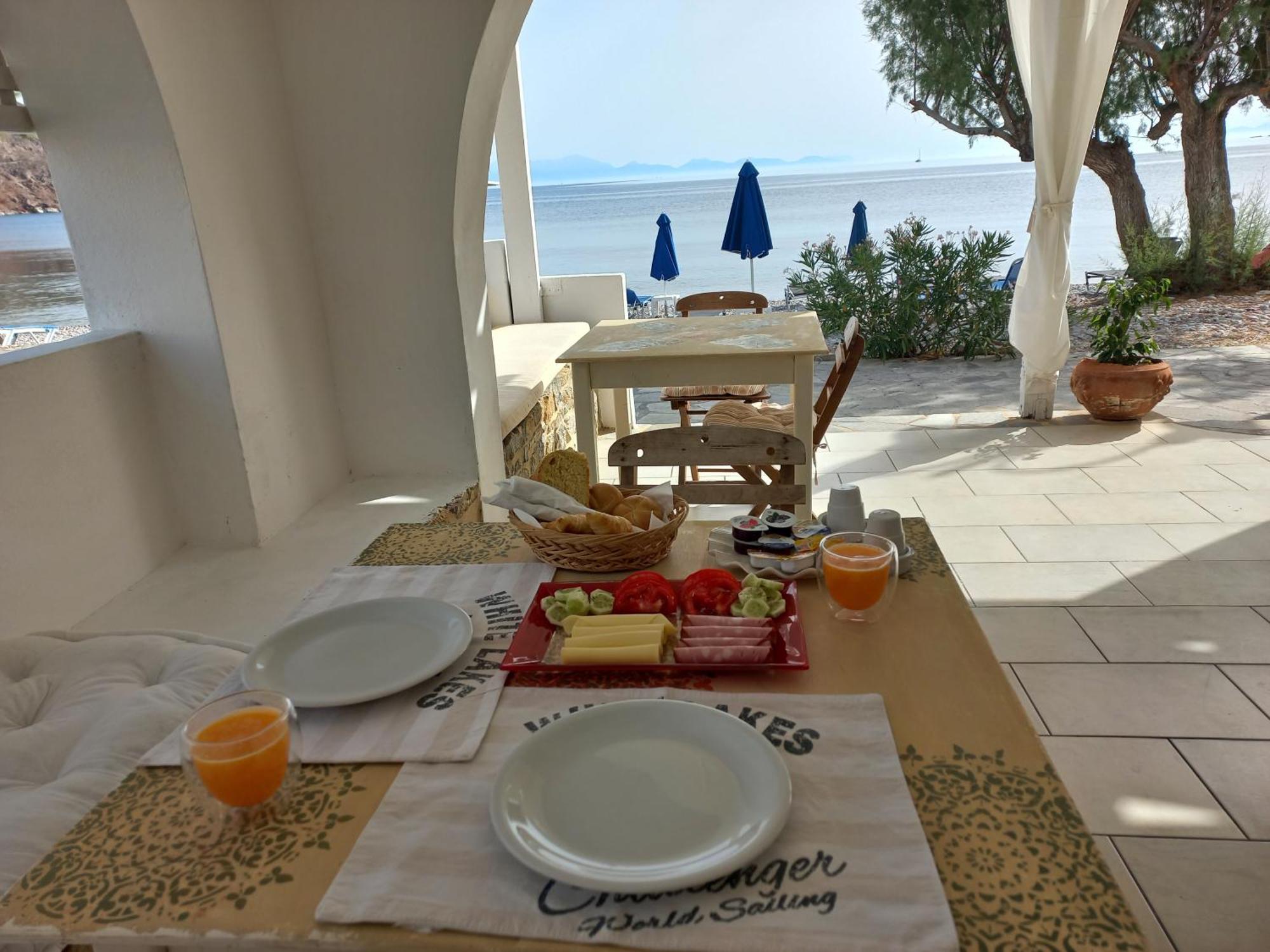 Pavlos Rooms Livadia  Екстер'єр фото