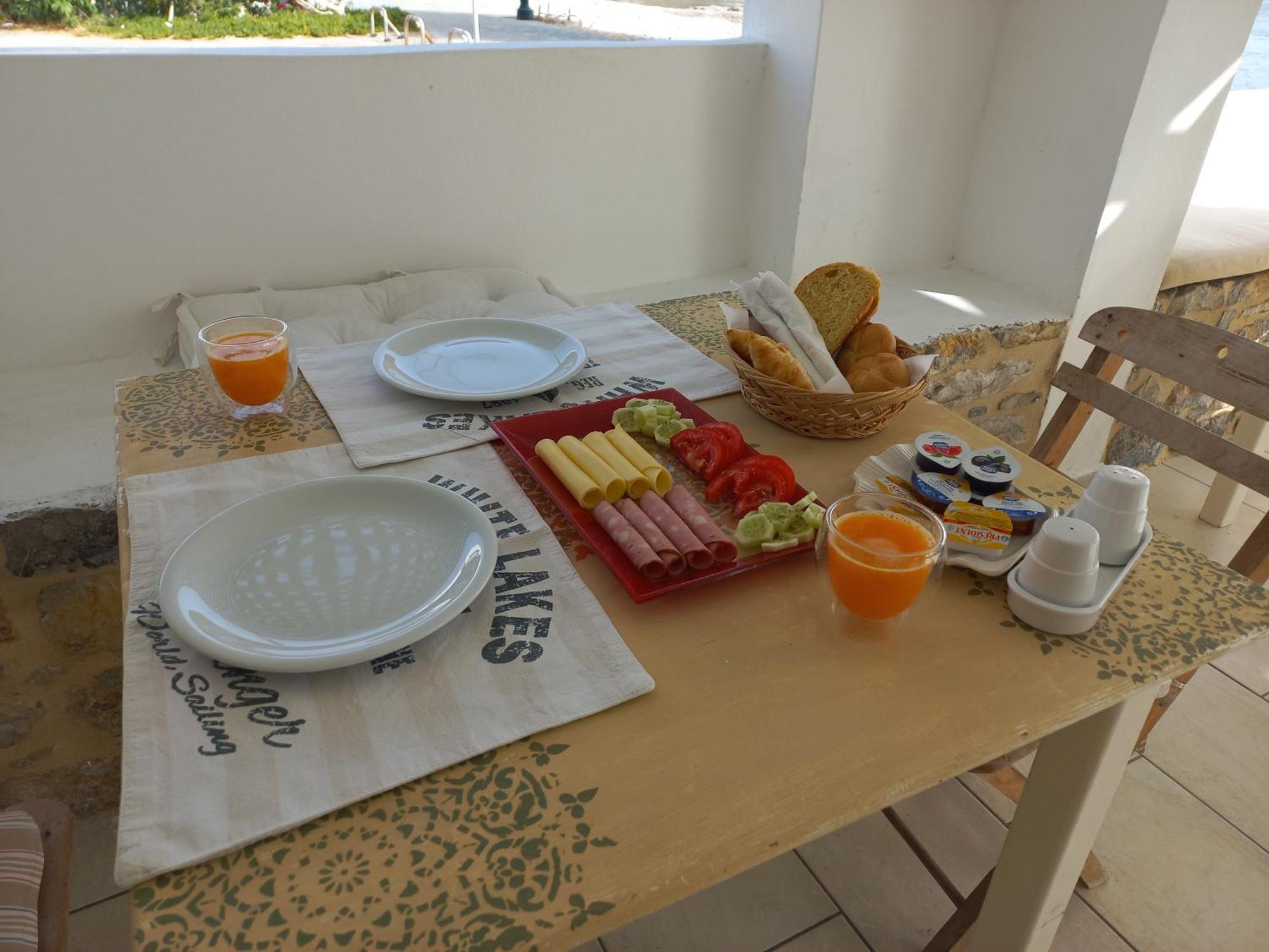 Pavlos Rooms Livadia  Екстер'єр фото