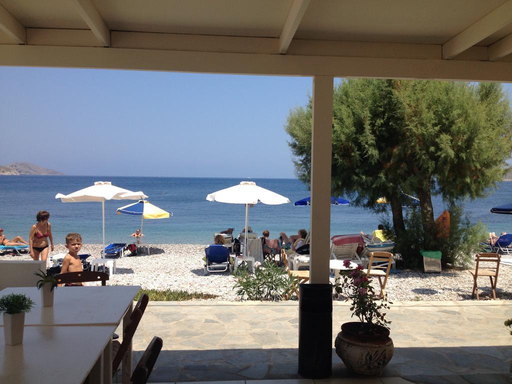 Pavlos Rooms Livadia  Екстер'єр фото