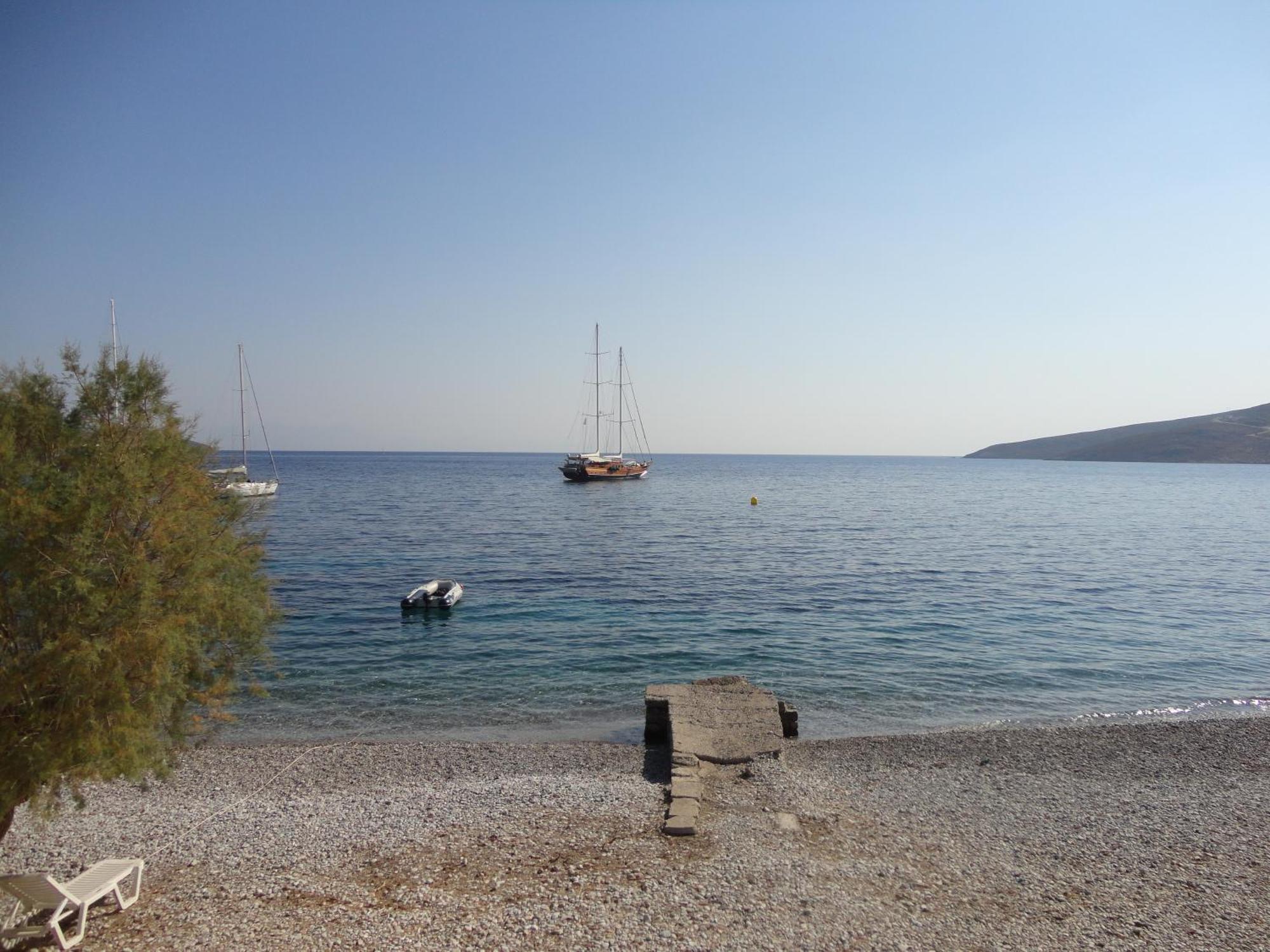 Pavlos Rooms Livadia  Екстер'єр фото