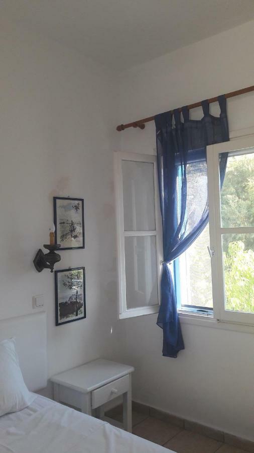 Pavlos Rooms Livadia  Екстер'єр фото